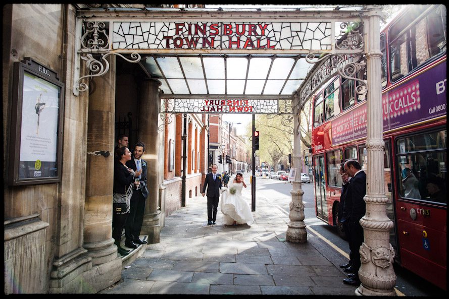 Reportage Wedding Photography Old Finsbury Town Hall