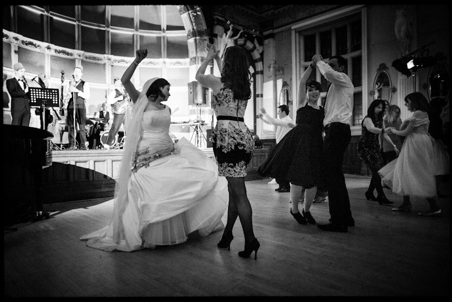 Documentary Wedding Photography Old Finsbury Town Hall