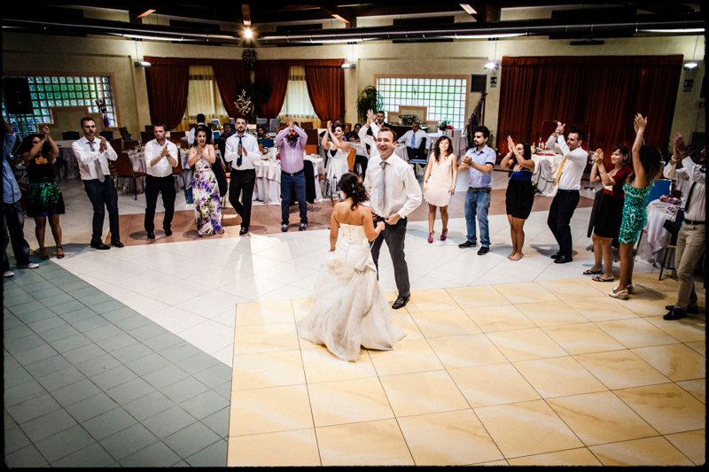 Italian wedding dancing