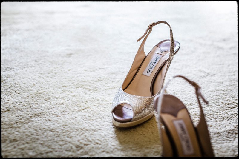 Reportage wedding photography shoes